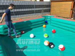 fussball_billard.jpg (117529 Byte)